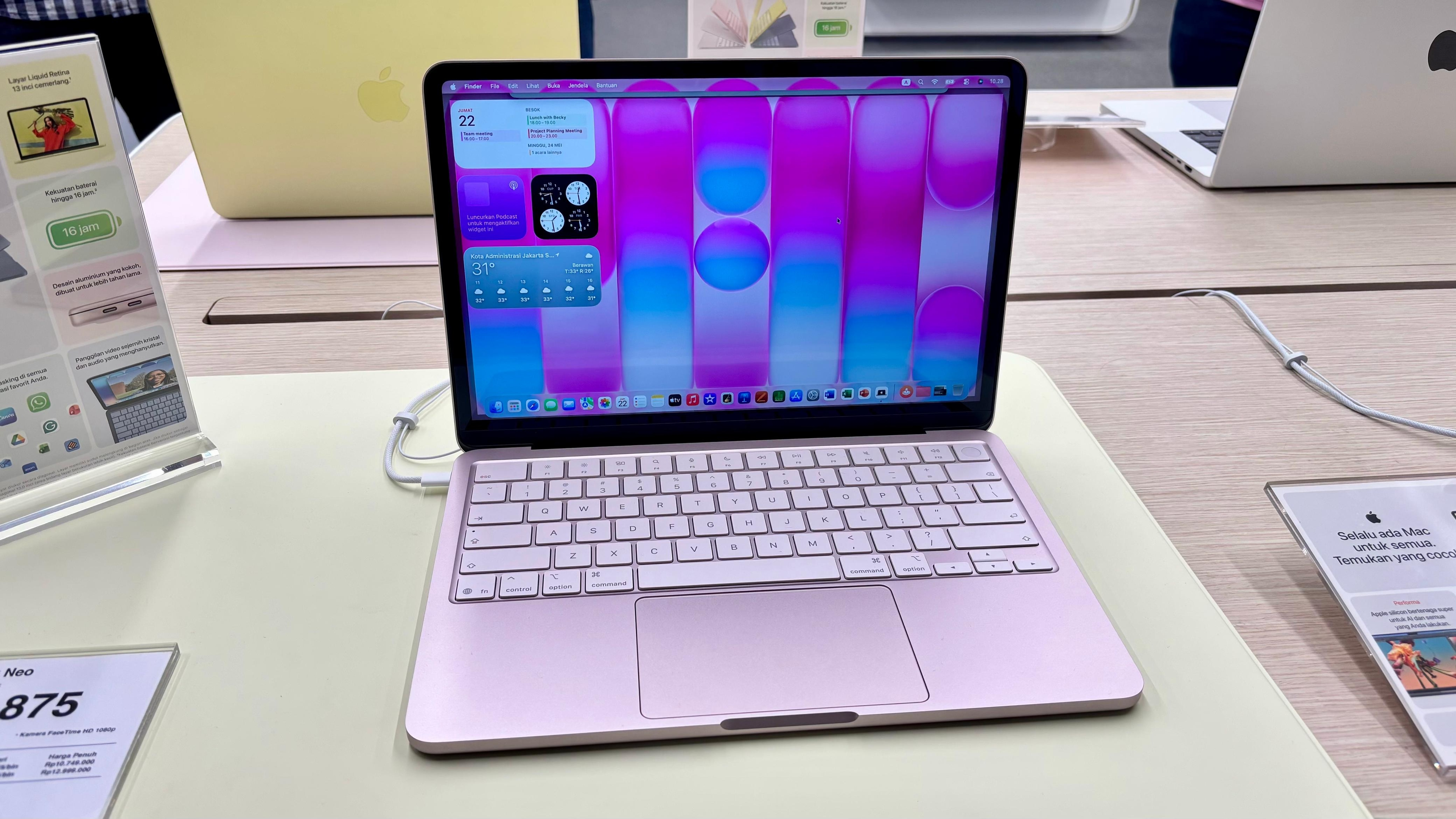 Apple Naikkan Harga Mac dan iPad, iPhone Masih Belum Berubah