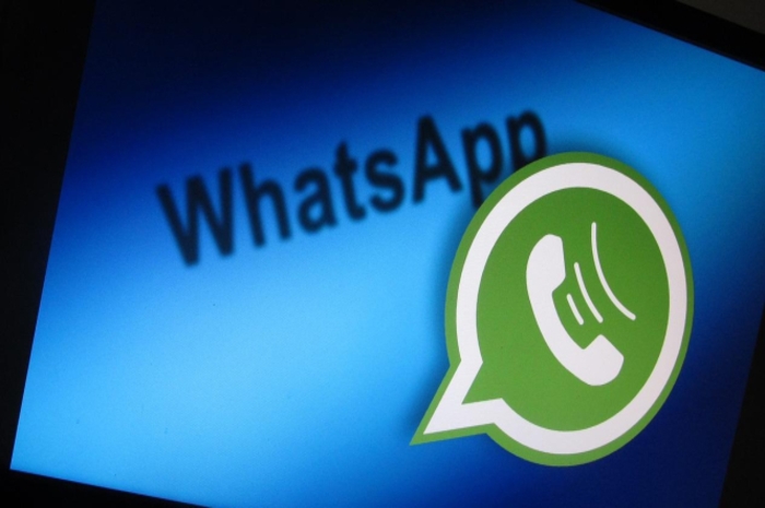 Kode Untuk Membuat Huruf Tebal atau Miring Pada Chat WhatsApp