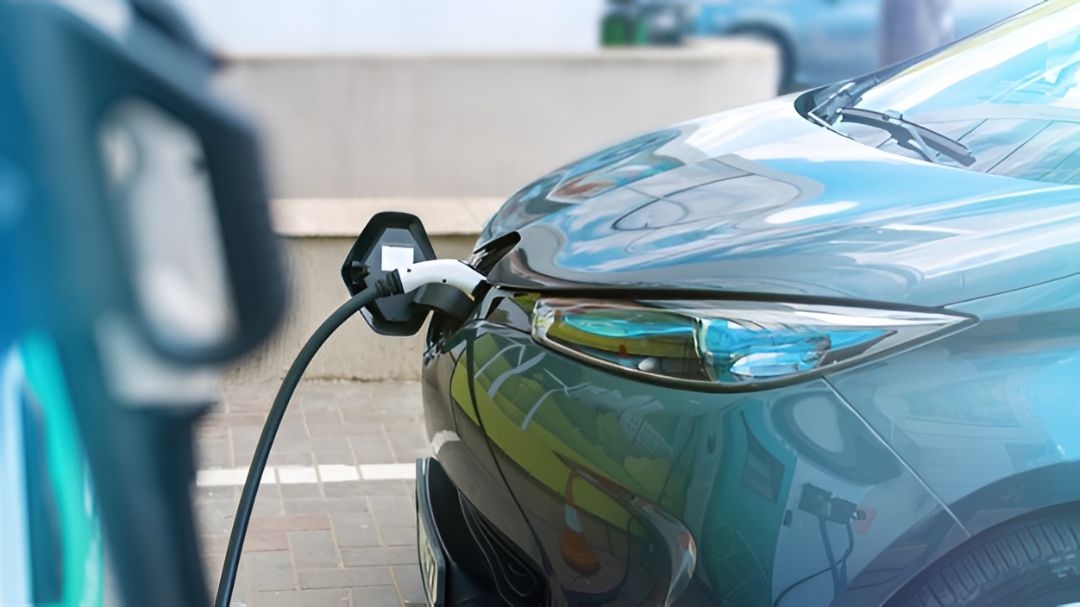 China Terapkan Standar Baru Mobil Listrik Mulai Juli 2026, Baterai Wajib Tidak Terbakar