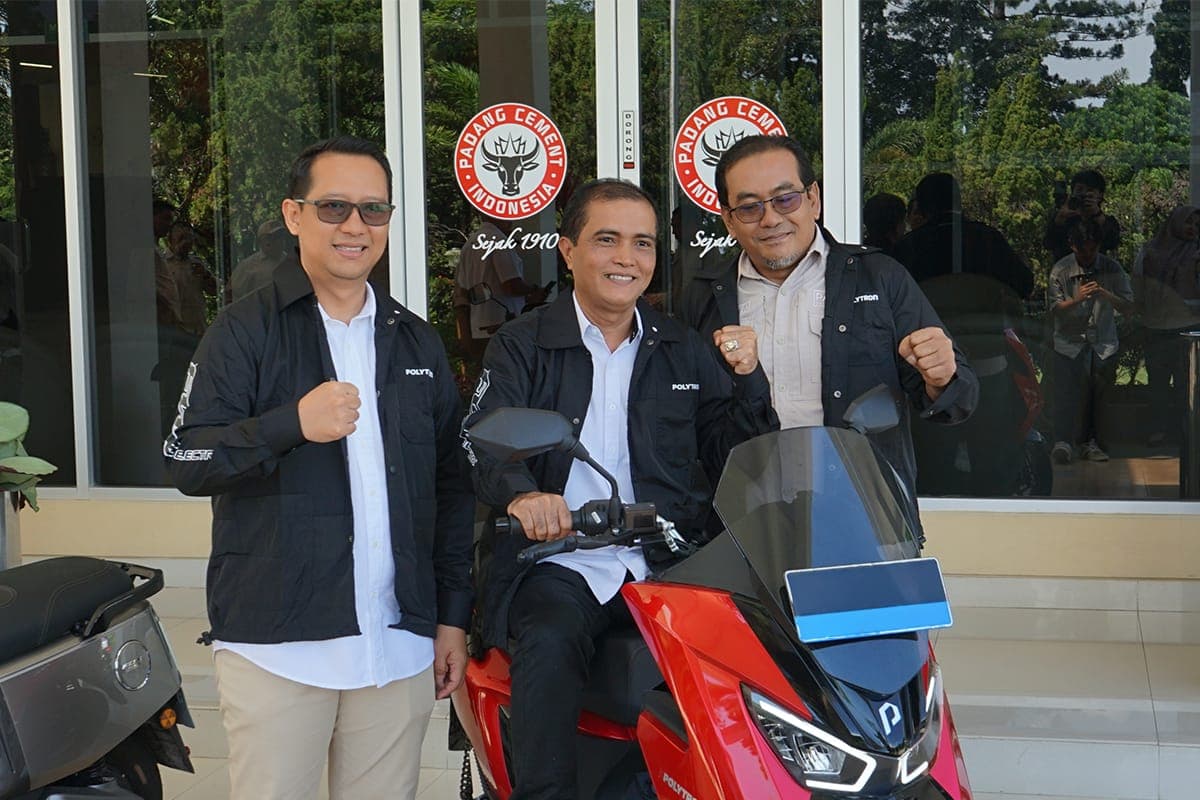 Polytron Pasok 72 Motor Listrik untuk Operasional PT Semen Padang