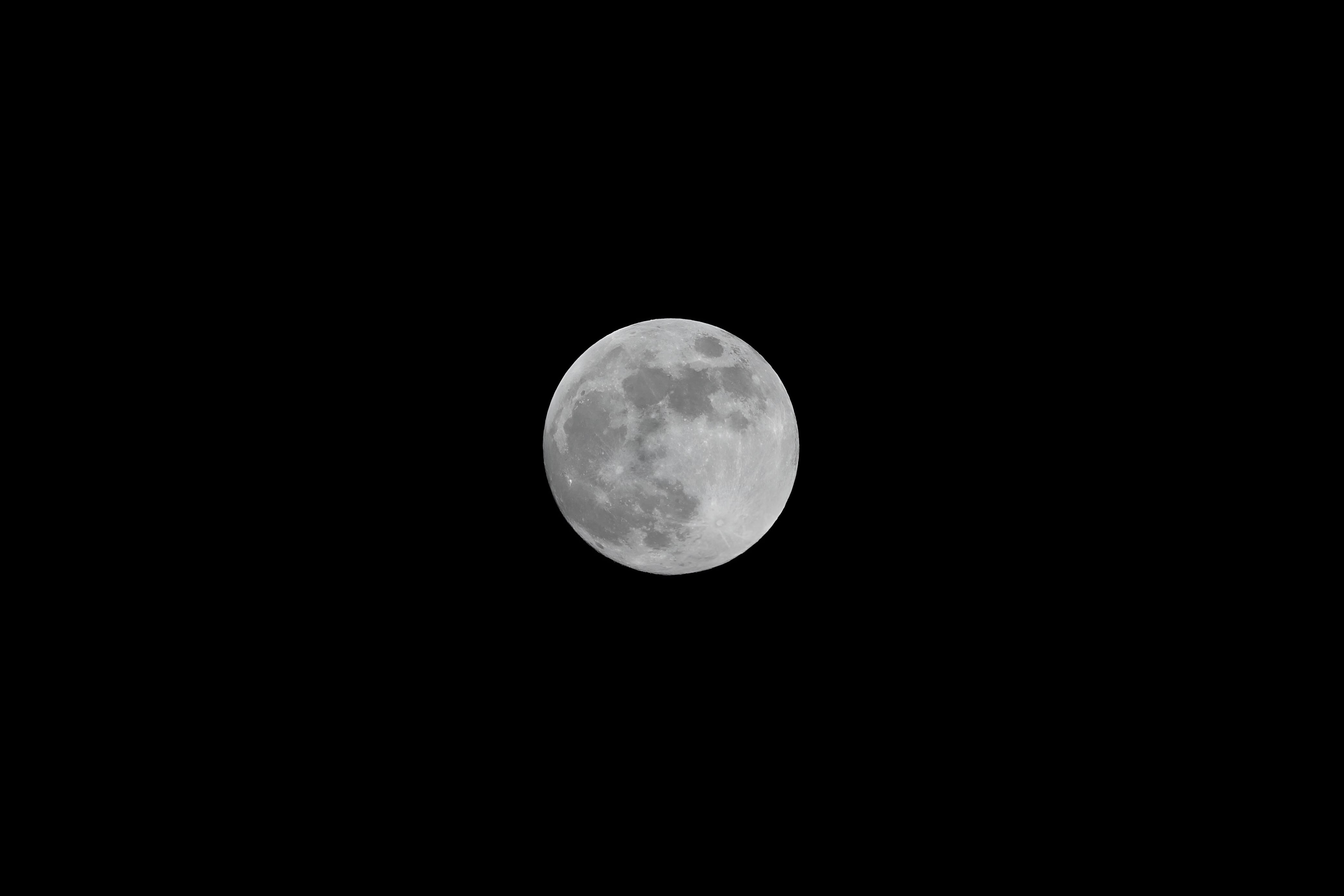 Bulan Makin Jauh dari Bumi, Ternyata Ini Dampaknya pada Durasi Satu Hari