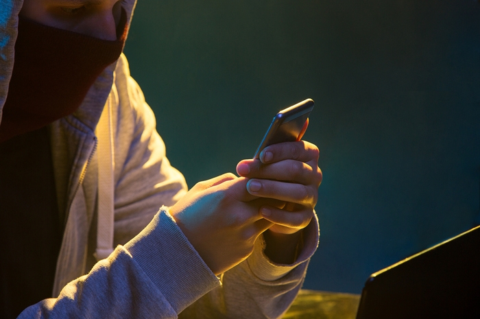 5 Cara Melacak Nomor HP Penipu, Dijamin Akurat Terbaru 2024