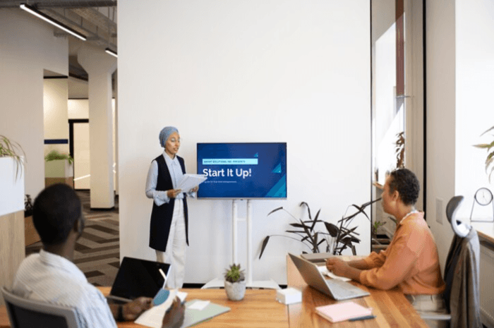 Cara Membuat Presentasi Menarik di Canva yang Mudah Untuk Pemula