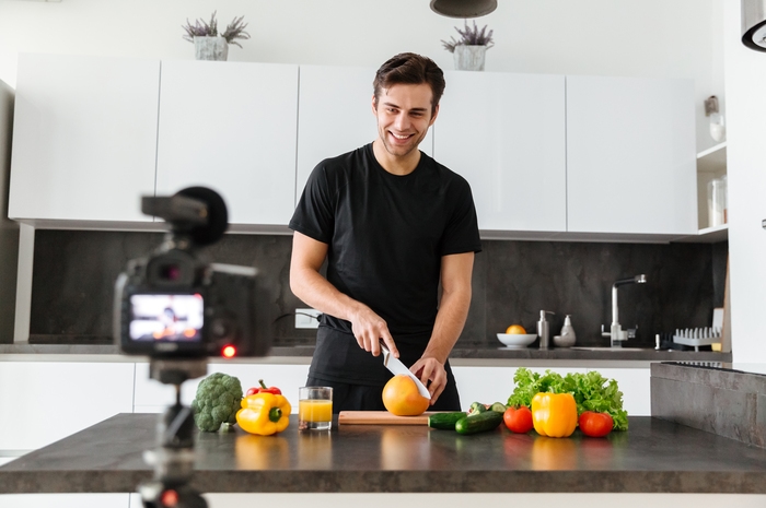 Susah Cari Kerja, Profesi YouTuber Bisa Menjadi Solusi? Pendapatan, Syarat mendapat Cuan